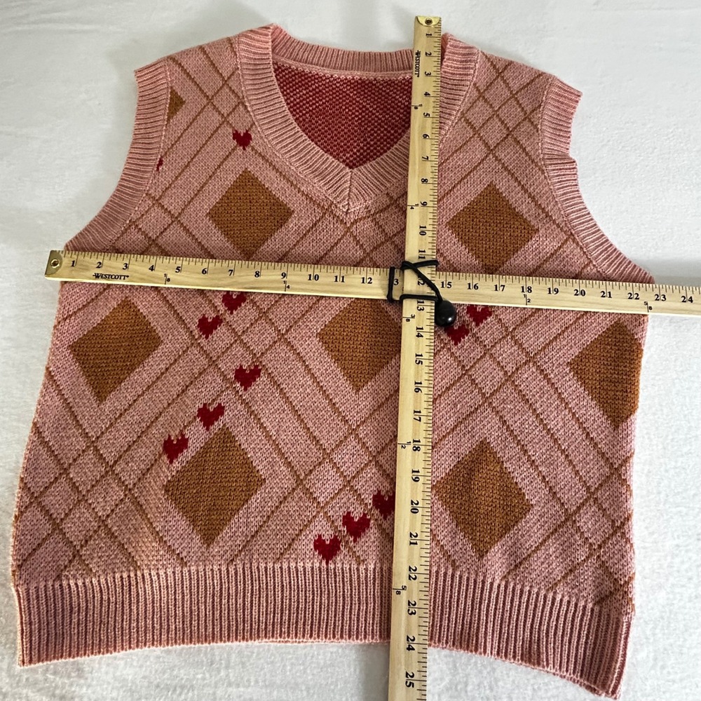 SHEIN CURVE Pink Argyle Heart Sweater Vest 1XL Knit V‎ Neck Sleeveless - Picture 7 of 8